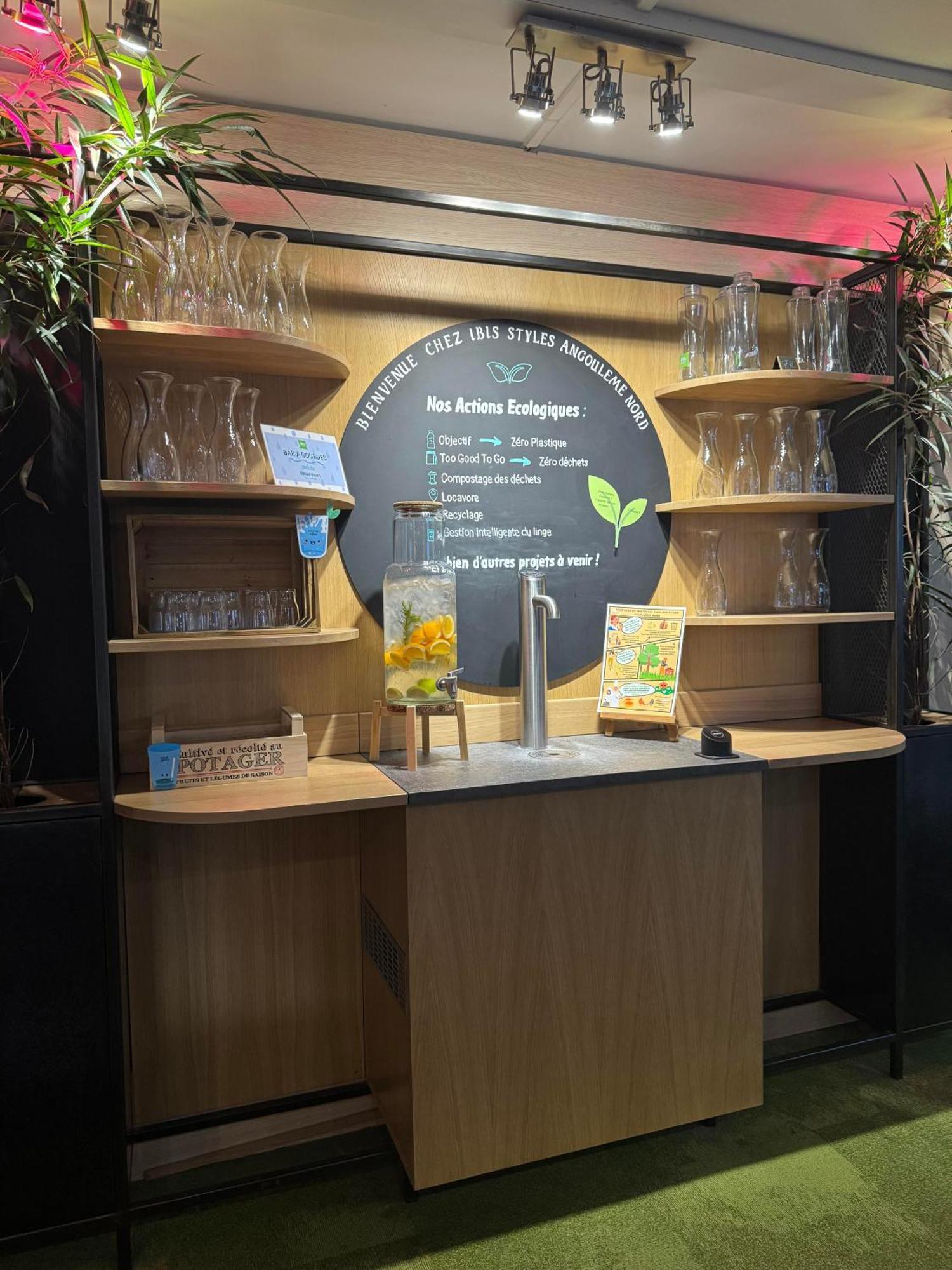 Ibis Styles Angouleme Nord - Hotel Restaurant Champniers  Zewnętrze zdjęcie