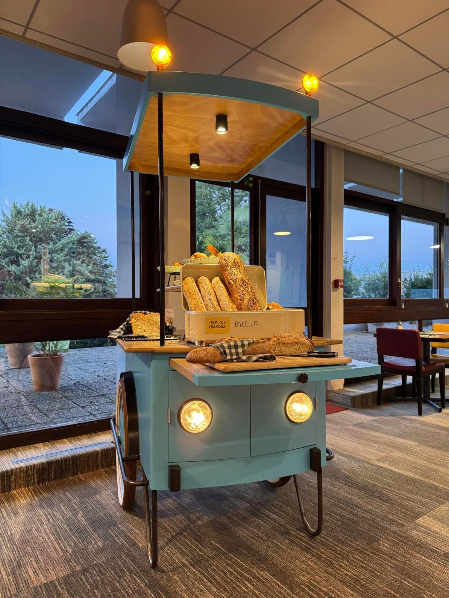Ibis Styles Angouleme Nord - Hotel Restaurant Champniers  Zewnętrze zdjęcie